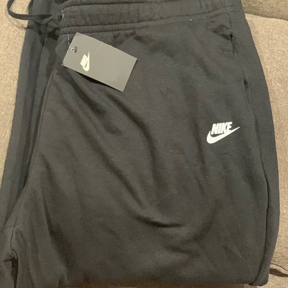 Nike sweats (New)
